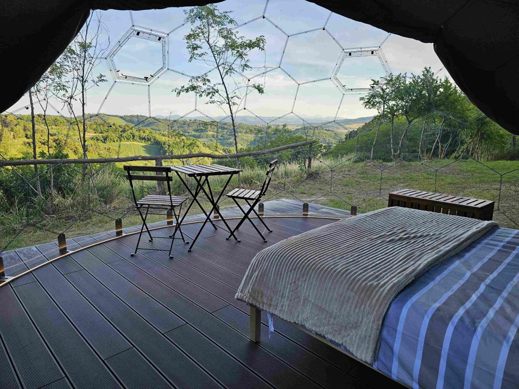 Camping Paradiso เปซาโร ภายนอก รูปภาพ